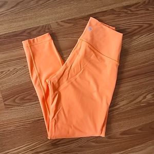 Lululemon Wunder Under Tight 25" Size 8